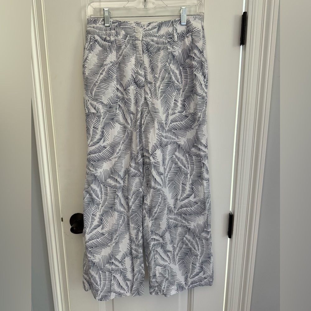 Leaf Print Wide-Leg Pants